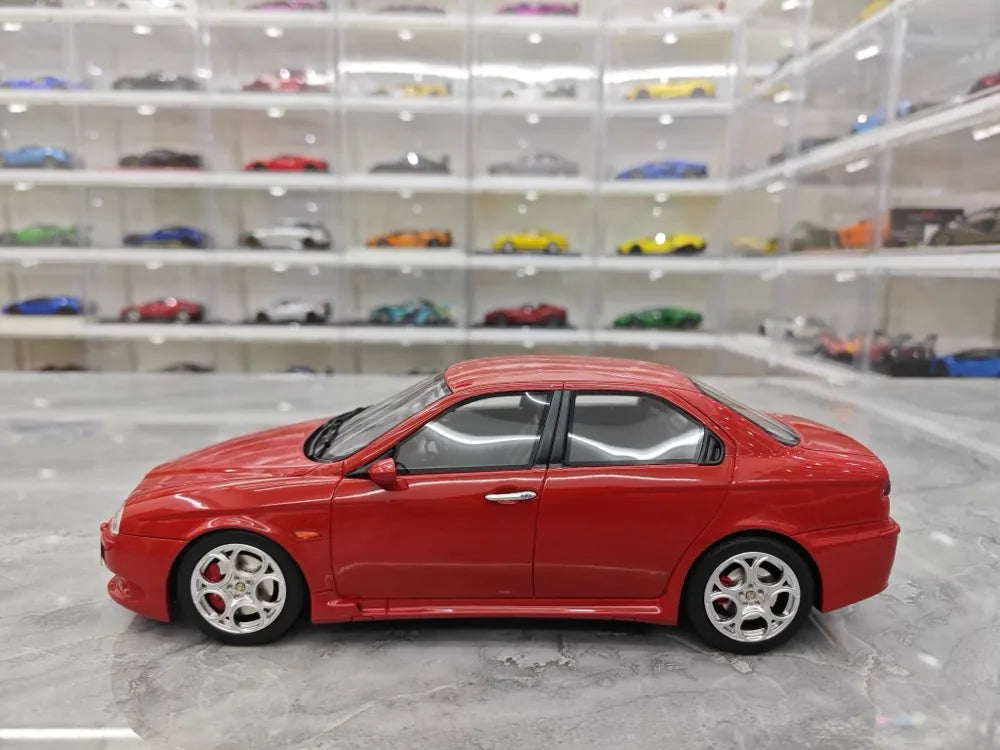 [OTTO] 1:18 Alfa Romeo 2002 156 GTA Red Model Car Resin