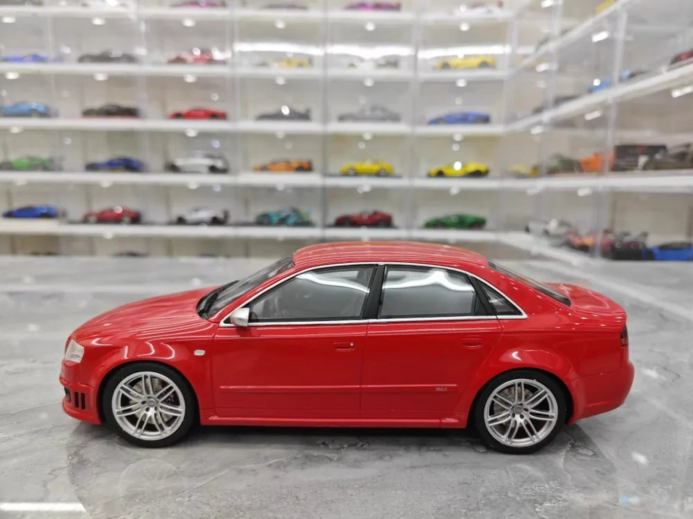 [OTTO] 1:18 Audi 2006 RS4 B7 rosso modellino di auto resina