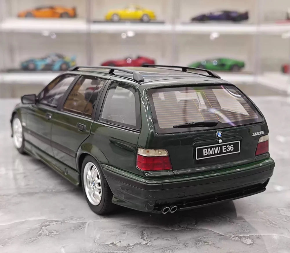 [OTTO] 1:18 BMW 1995 E36 328i Touring grön modellbil harts