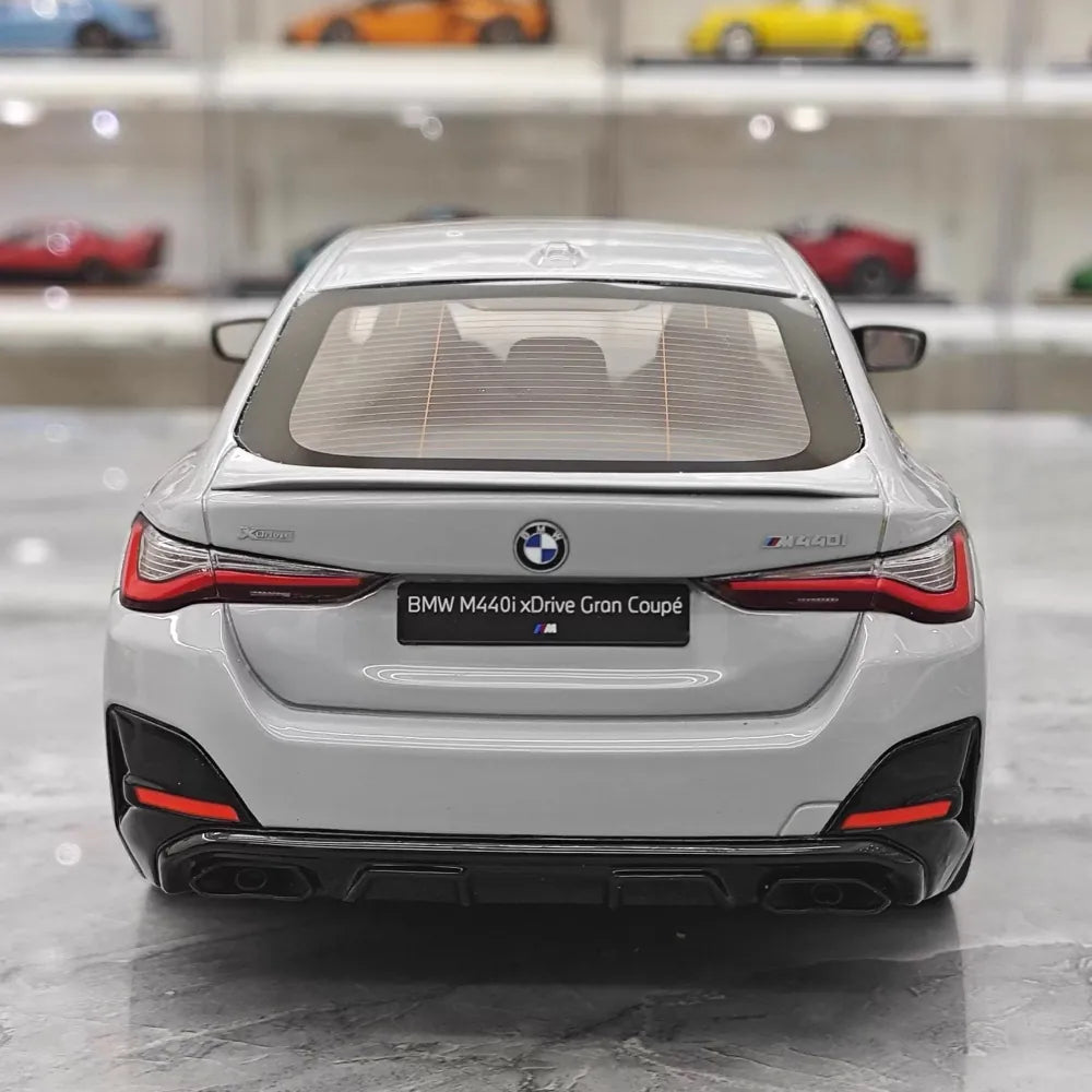 [OTTO] 1:18 BMW 2021 M440i xDrive Gran Gray Model Car Resin