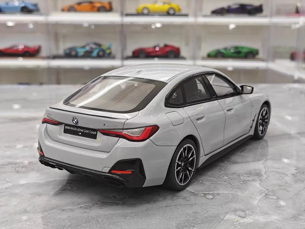 [OTTO] 1:18 BMW 2021 M440i xDrive Gran grigio modellino di auto resina