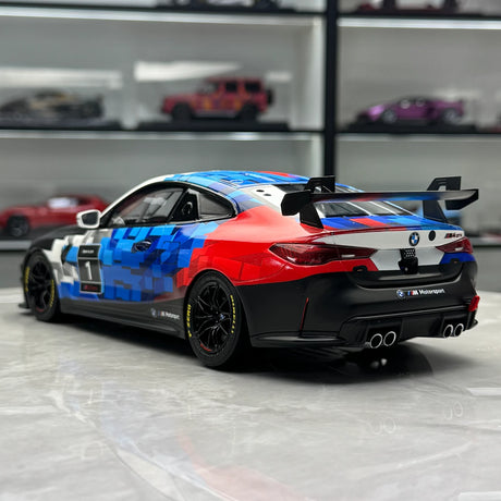 BMW 2024 M4 GT4 #1 M Motorsport Livery 1:18 resin model car by OTTO - view 4