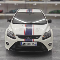 [OTTO] 1:18 Ford 2009 Focus MK2 RS White Model Car Resin