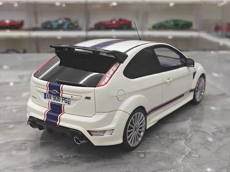 [OTTO] 1:18 Ford 2009 Focus MK2 RS White Model Car Resin