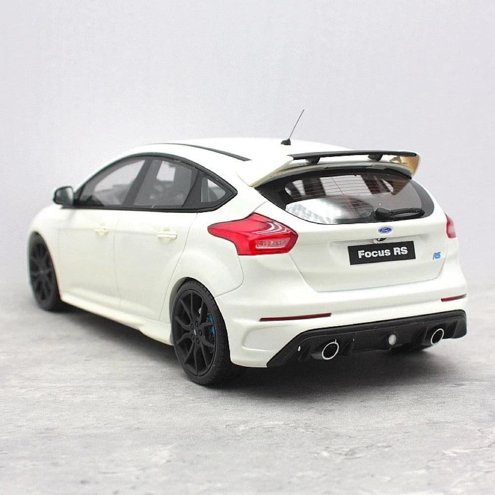 [OTTO] 1:18 Ford 2015 Focus RS wit modelauto Hars