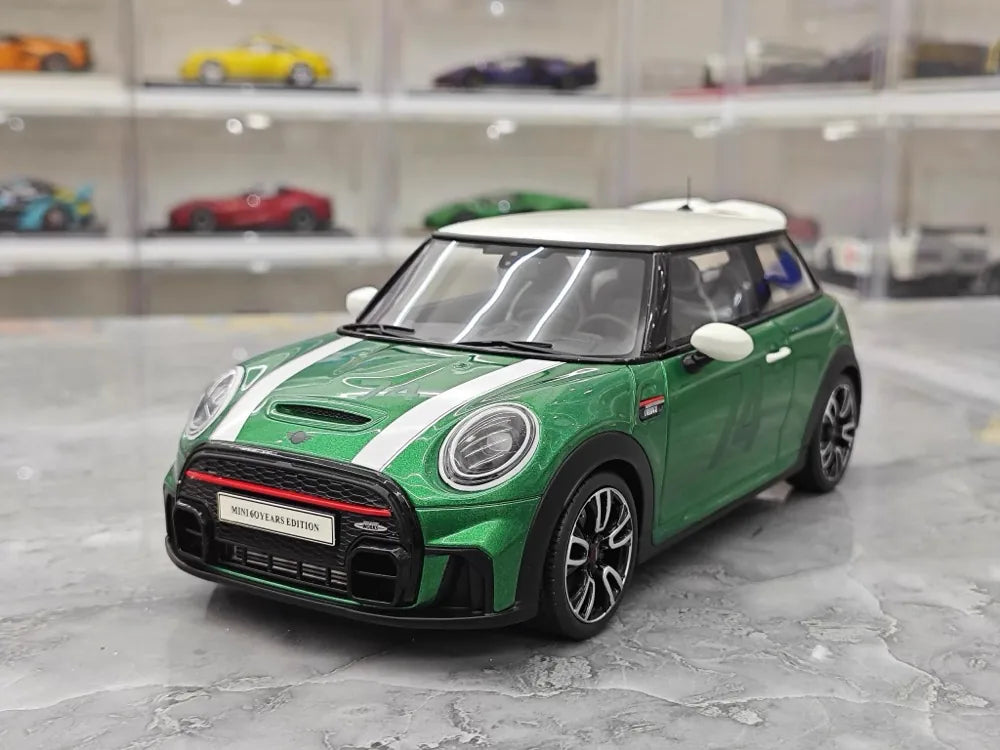 [OTTO] 1:18 MINI 2019 Cooper F56 JCW 60 Years edizione resina