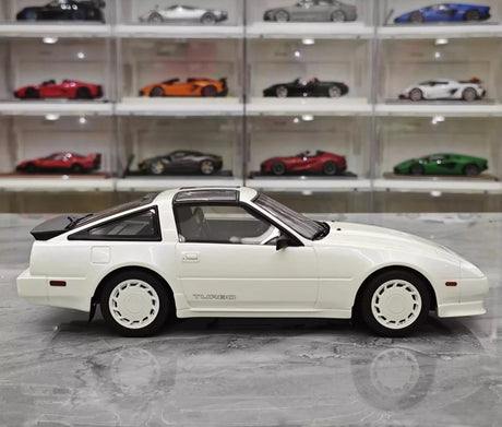 [OTTO] 1:18 Nissan 1984 300ZX Turbo Z31 wit modelauto Hars
