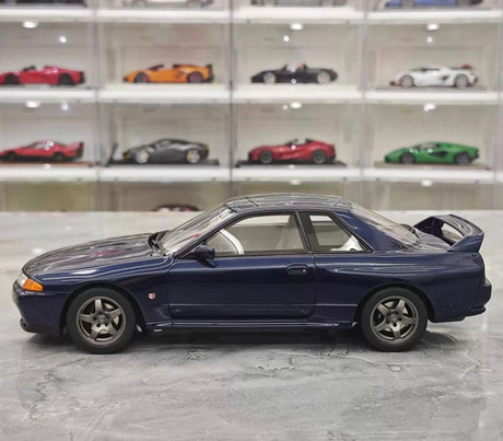 [OTTO] 1:18 Nissan Skyline GT-R R32 blauw modelauto Hars