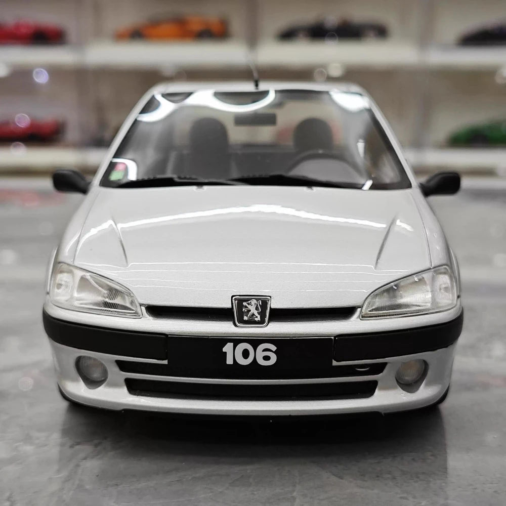 [OTTO] 1:18 Peugeot 1995 106 Silver Model Car Resin
