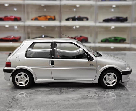 [OTTO] 1:18 Peugeot 1995 106 Silver Model Car Resin