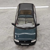 [OTTO] 1:18 Renault 1991 Clio Baccara blå modellbil harts