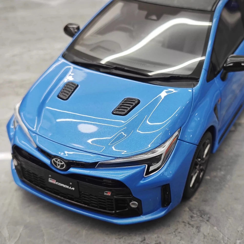 [OTTO] 1:18 Toyota 2023 GR Corolla Blue Model Car Resin