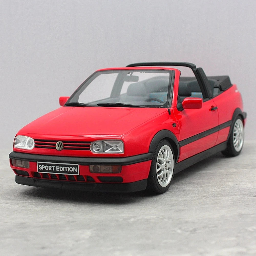 [OTTO] 1:18 Volkswagen 1998 Golf MK3 Cabriolet röd modellbil harts