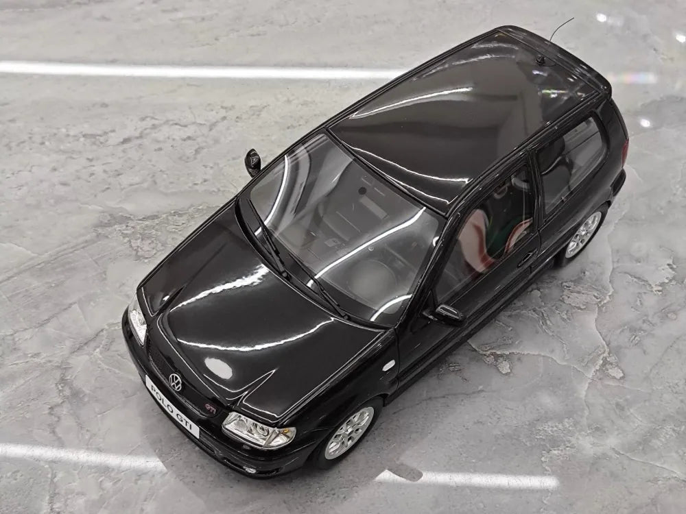 [OTTO] 1:18 Volkswagen 2001 Polo GTI ブラック モデルカー レジン