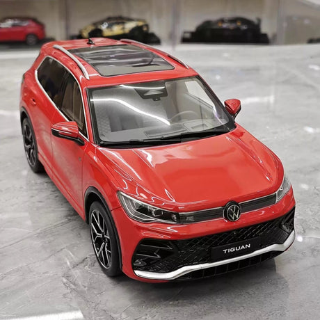 [OTTO] 1:18 Volkswagen 2025 Tiguan eTSI rood modelauto Hars