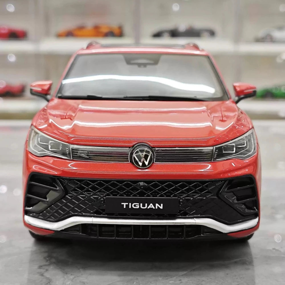 [OTTO] 1:18 Volkswagen 2025 Tiguan eTSI Red Model Car Resin