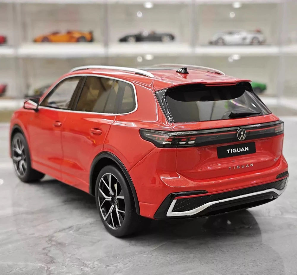 [OTTO] 1:18 Volkswagen 2025 Tiguan eTSI Red Model Car Resin