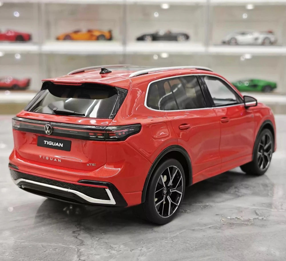 [OTTO] 1:18 Volkswagen 2025 Tiguan eTSI Red Model Car Resin