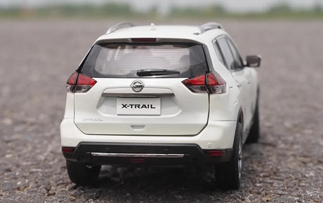 [Paudi] 1:18 Nissan 2018 X-Trail White Model Car Die-Cast