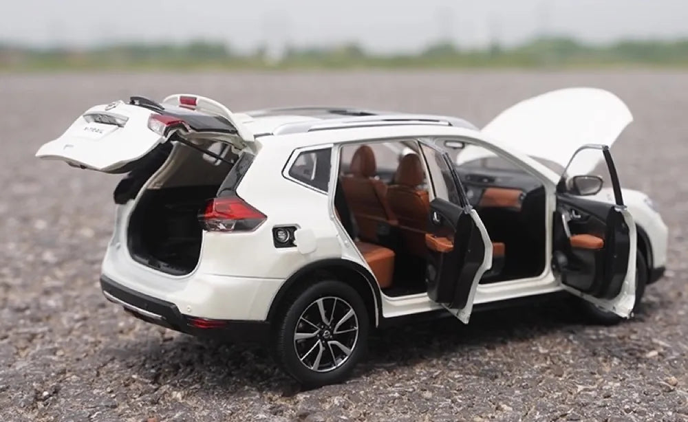 [Paudi] 1:18 Nissan 2018 X-Trail White Model Car Die-Cast