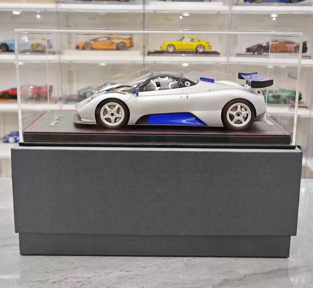 [Peako] 1:18 Pagani 2005 Zonda F Silver Model Car Resin