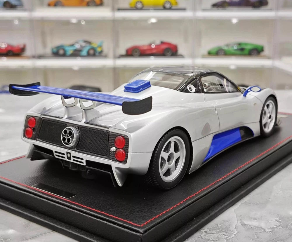 [Peako] 1:18 Pagani 2005 Zonda F Silver Model Car Resin