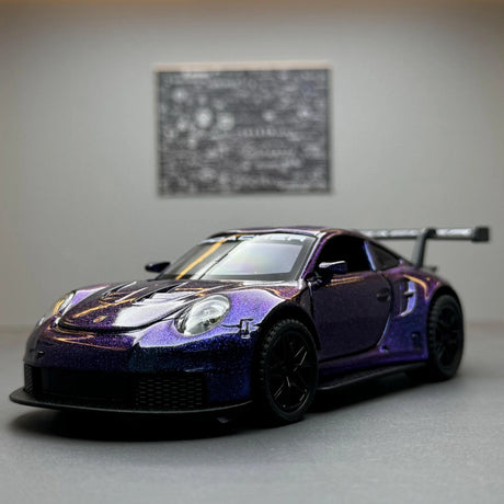 Porsche 2016 911 GT3 RS Purple 1:32 – Druckguss-Display-Modell in Druckguss
