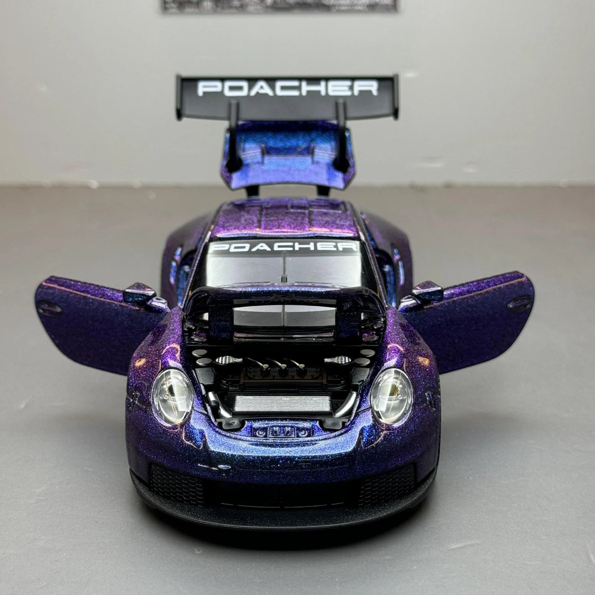 Porsche 2016 911 GT3 RS lila 1:32 – pressgjuten visningsmodell