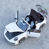 Porsche 2020 911 Carrera Cabriolet vit 1:32 – pressgjuten visningsmodell