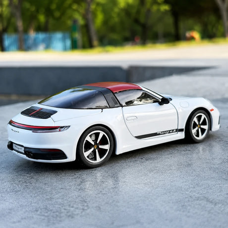 Porsche 2020 911 Carrera Cabriolet White 1:32 – Druckguss-Display-Modell in Druckguss