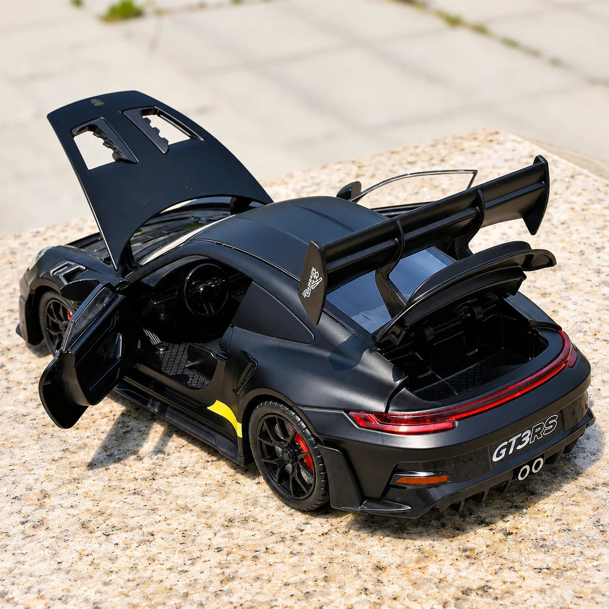 Porsche 2023 911 GT3 RS zwart 1:24 – diecast displaymodel