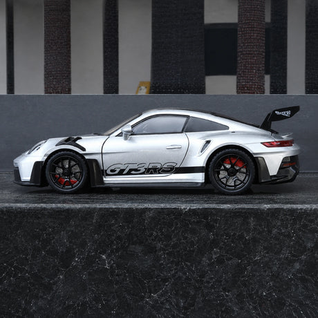 Porsche 2023 911 GT3 RS zilver 1:24 – diecast displaymodel