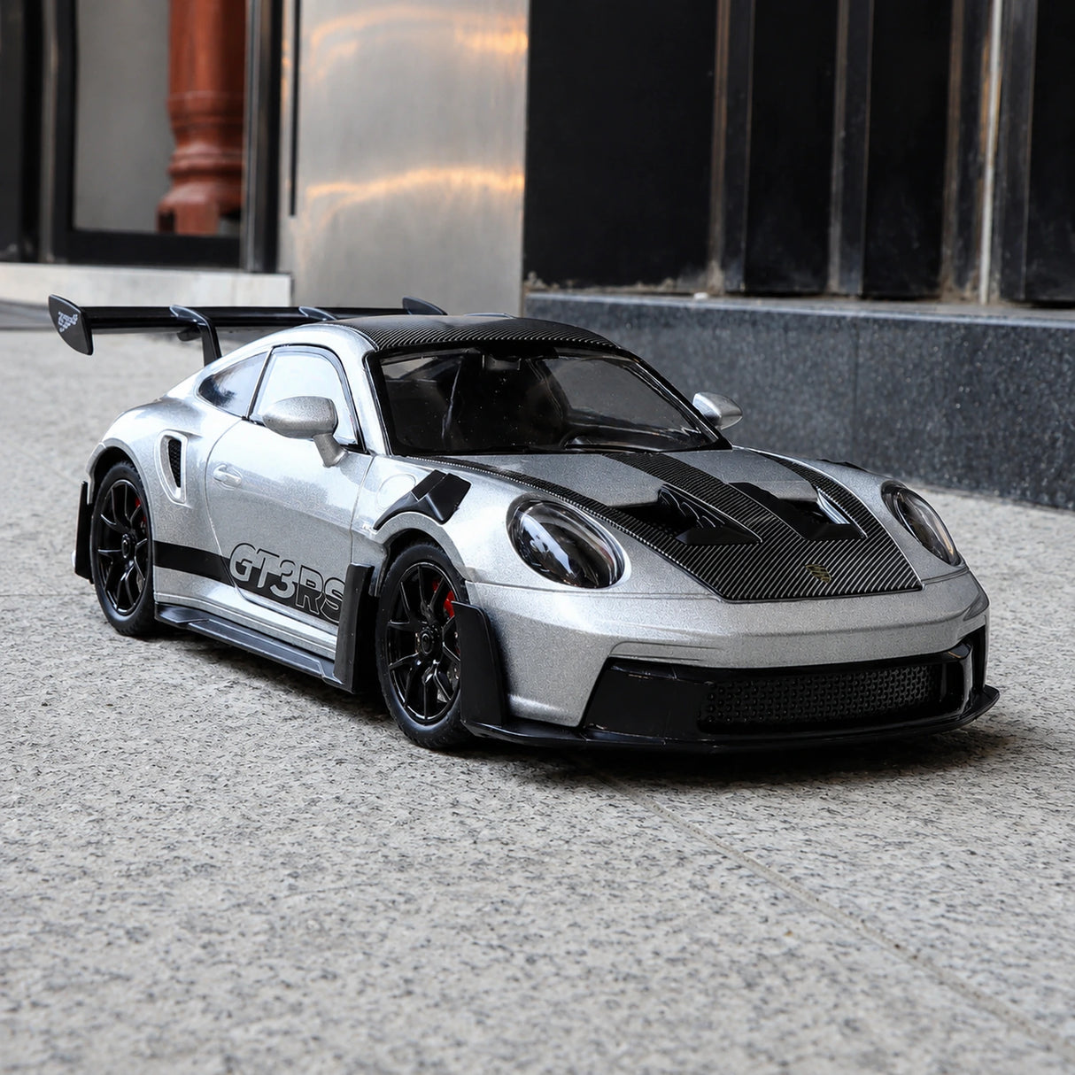 Porsche 2023 911 GT3 RS zilver 1:24 – diecast displaymodel