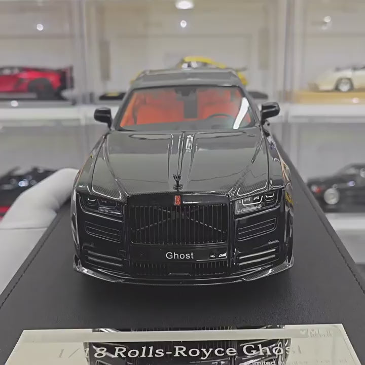 [VMB] Rolls-Royce 2021 Ghost svart i skala 1:18 - modellbil