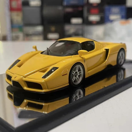 [Redline] 1:43 Ferrari 2002 Enzo Yellow Model Car Die-Cast