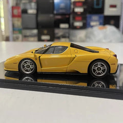 [Redline] 1:43 Ferrari 2002 Enzo Yellow Model Car Die-Cast