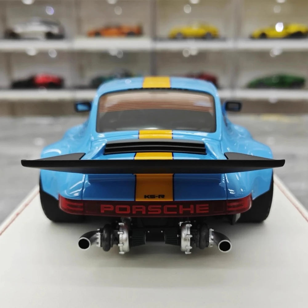 [Runner] 1:18 Porsche 1974 911 Carrera RSR 3.0 KS-R Gulf Model Car Resin