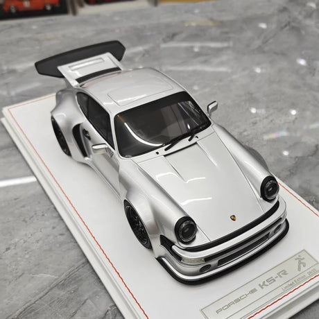 [Runner] 1:18 Porsche 1974 911 Carrera RSR 3.0 KS-R Silver Model Car Resin