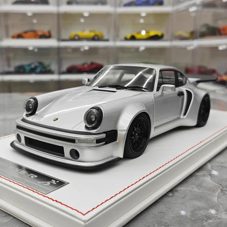 [Runner] 1:18 Porsche 1974 911 Carrera RSR 3.0 KS-R Silver Model Car Resin