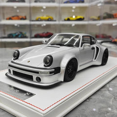 [Runner] 1:18 Porsche 1974 911 Carrera RSR 3.0 KS-R argento modellino di auto resina