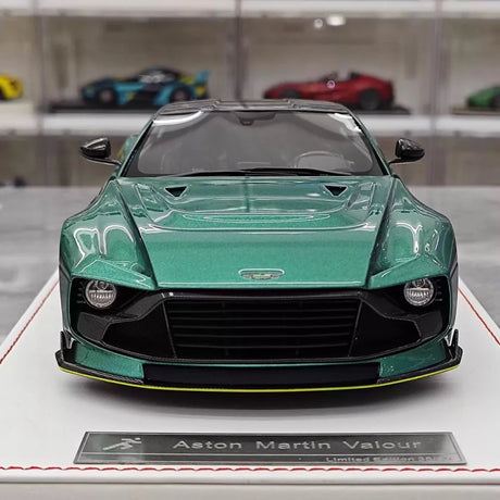 [Runner] 1:18 Aston Martin 2023 Valour Green Model Car Resin