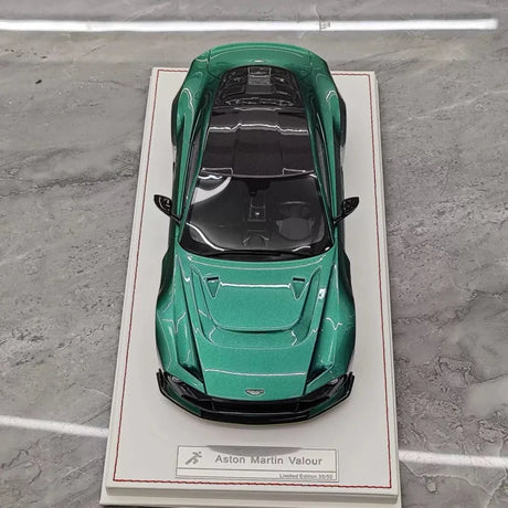 [Runner] 1:18 Aston Martin 2023 Valour Green Model Car Resin