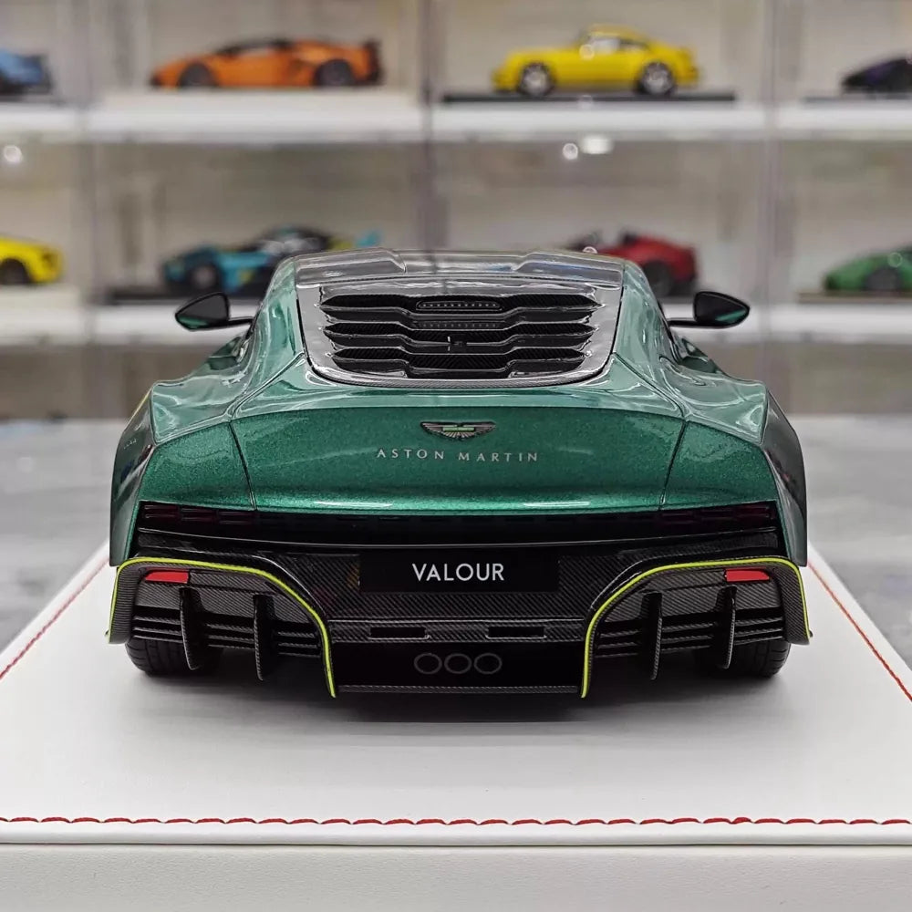 [Runner] 1:18 Aston Martin 2023 Valour Green Model Car Resin