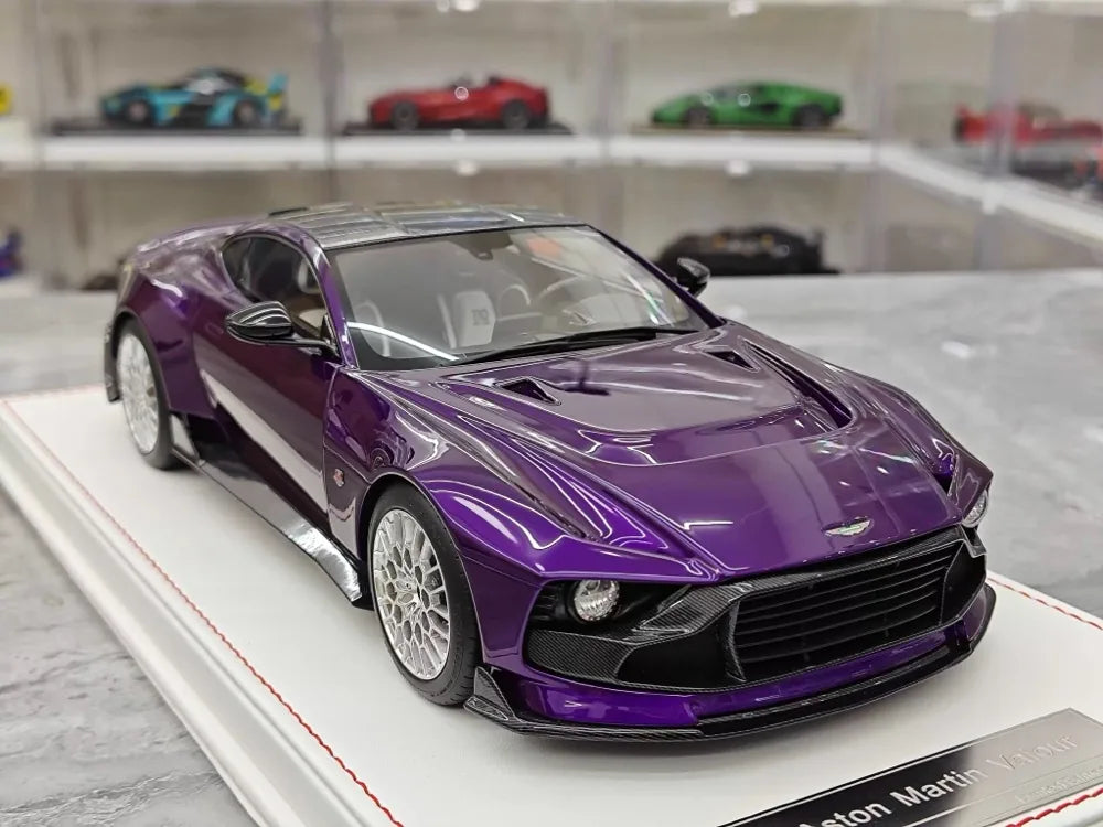 [Runner] 1:18 Aston Martin 2023 Valour Purple Model Car Resin