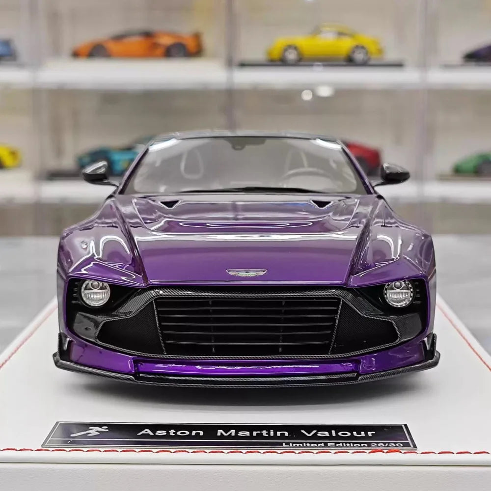 [Runner] 1:18 Aston Martin 2023 Valour Purple Model Car Resin