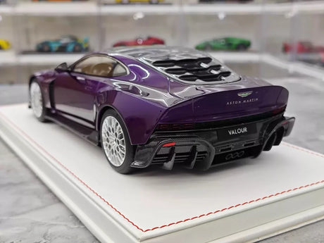 [Runner] 1:18 Aston Martin 2023 Valour Purple Model Car Resin