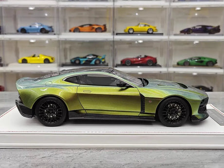 [Runner] 1:18 Aston Martin 2023 Valour Gold Model Car Resin
