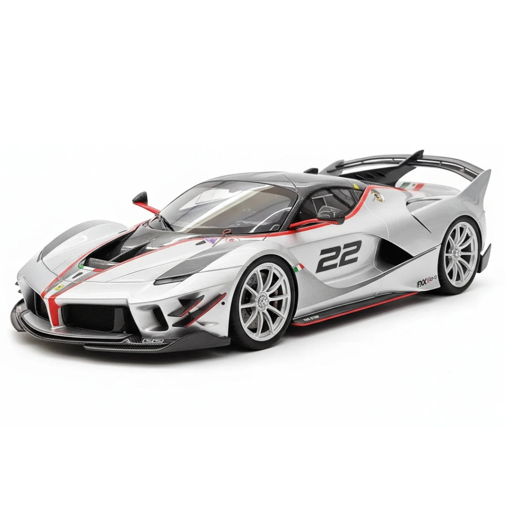 [Runner] 1:18 Ferrari 2018 FXX-K EVO Bianco Italia #22 Model Car Resin