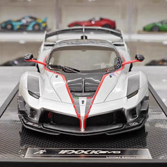 [Runner] 1:18 Ferrari 2018 FXX-K EVO Bianco Italia #22 Model Car Resin