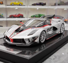 [Runner] 1:18 Ferrari 2018 FXX-K EVO Bianco Italia #22 Model Car Resin